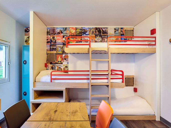 Bedroom 4, hotelF1 Chambéry Nord, Savoie