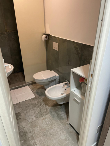 Bathroom 3, GIADDA Rooms, Borsa