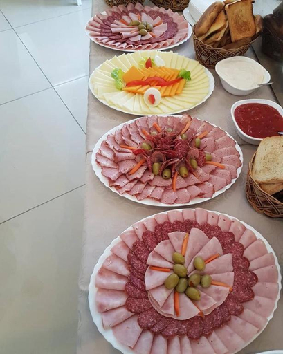 Food & Drinks 5, Hotel Saradis, Kruševac