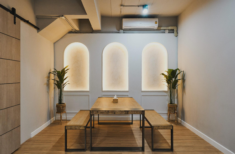 Public Area 5, G5 Hostel Bangkok, Ratchathewi