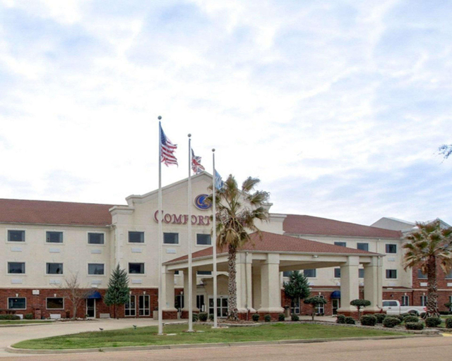 Exterior & Views 2, Clarion Suites, Concordia