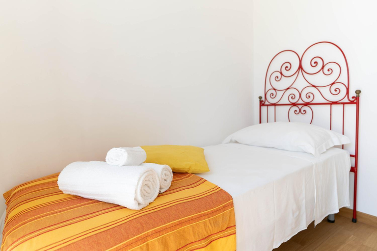 Bedroom 2, Villa Armida, Bari