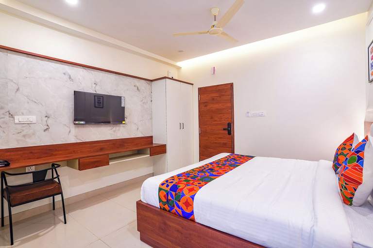 Bedroom 3, Fabhotel Memories Inn, Bangalore