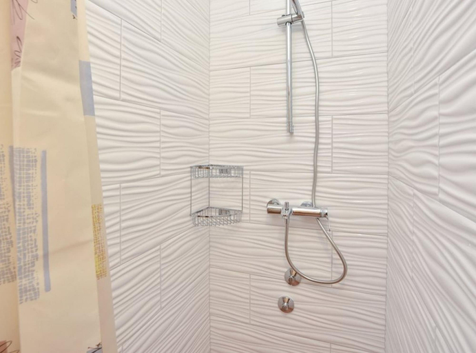 Bathroom 3, Serene Villa With Pool, Bbq, and Authentic Tavern Surrounded by Nature, Trilj