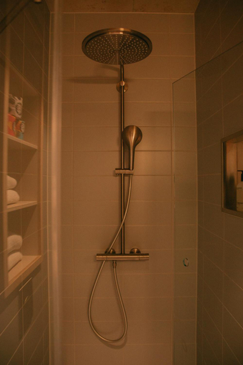 Bathroom 3, Hotel Jansen Amsterdam Bajeskwartier, Amsterdam