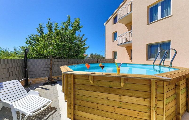 Sport & Beauty 4, Stylish Apartments With Shared Pool, Sea Views, and Sun Terrace, Kaštela