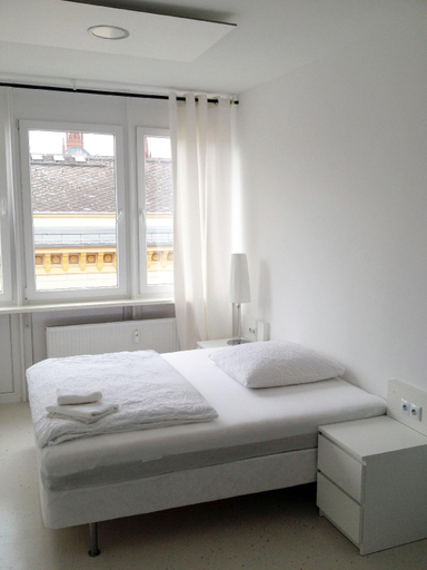 Bedroom 24