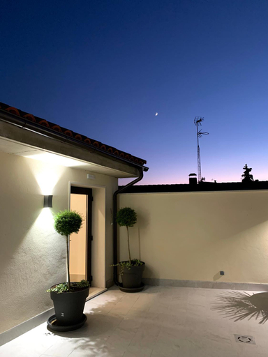 Exterior & Views 1, Hostal Comfort Suites, Palencia