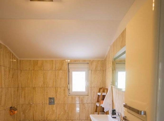Bathroom 3, Exclusive Elegant Villa With Pool in Kastel Novi, Kaštela