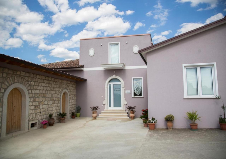 Exterior & Views 1, Agriturismo Il Borgo, Avellino