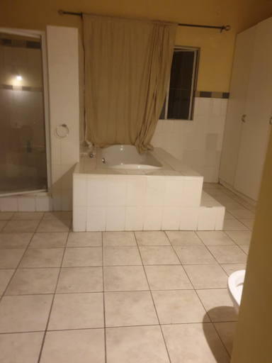 Others 5, RANDGATE guesthouse, West Rand