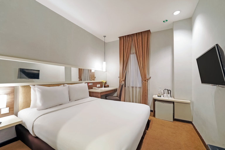 Bedroom 24