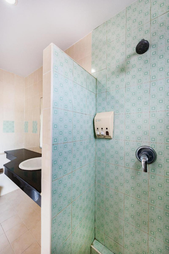 Bathroom 4