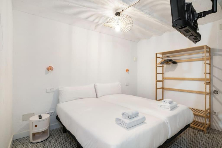 Others 5, Nice flat in Lavapies at street level S23A, Madrid