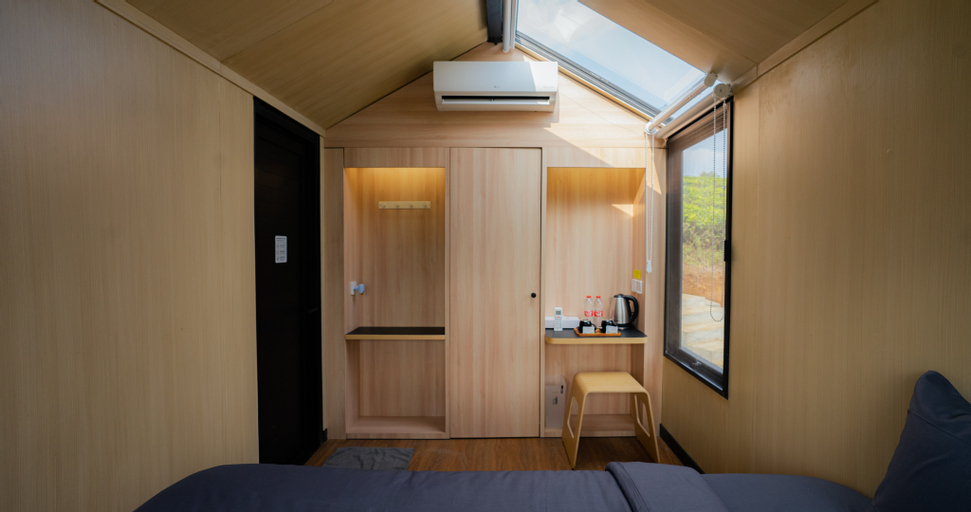 Bedroom 28