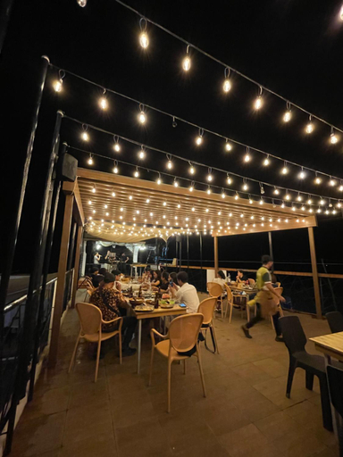 Food & Drinks, Urban Glamp Resort powered by Cocotel, Oton