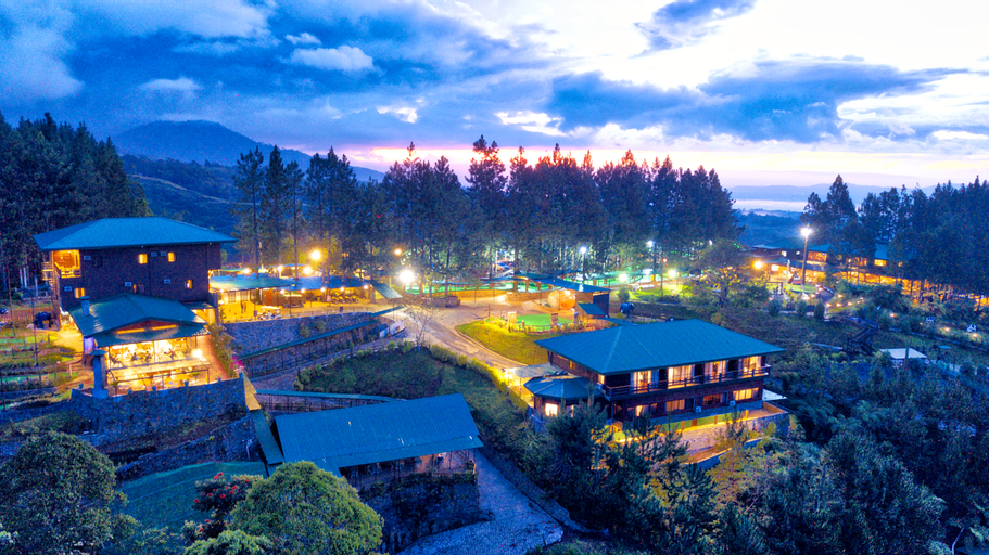 Exterior & Views, Dahilayan Forest Park Resort, Libona
