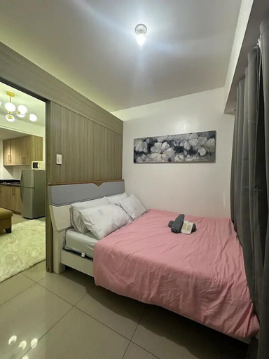 Bedroom 2, House of Wu, Pasay City
