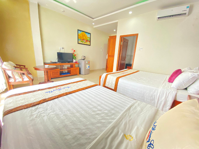 Bedroom 6