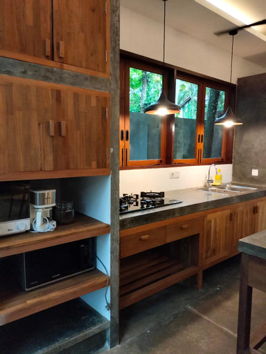 Dining Room 7