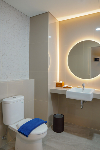 Bathroom 8