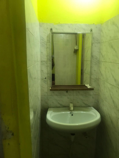 Others 3, Singh Guest House, Shahjahanpur