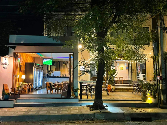 Exterior & Views 2, Give Me 5 Hostel, Muang Chiang Mai