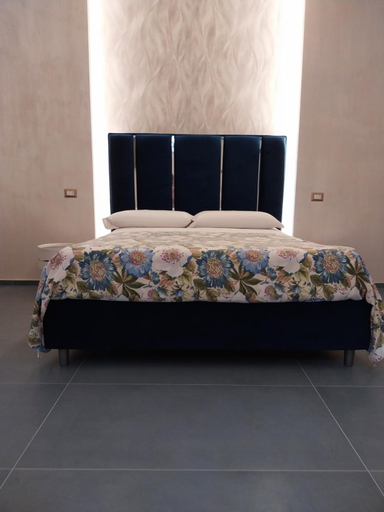 Others 4, Suite al Borgo, Caserta