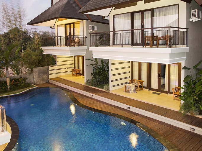Swimming Pool 1