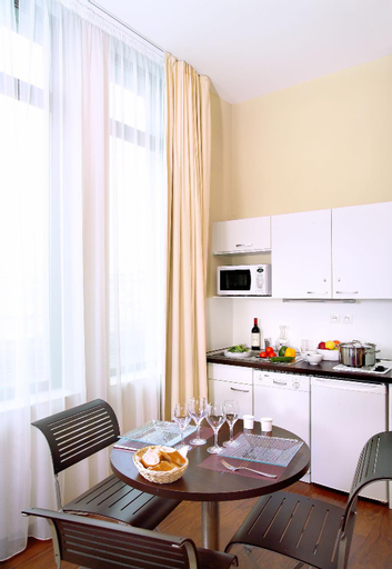 Dining Room 1