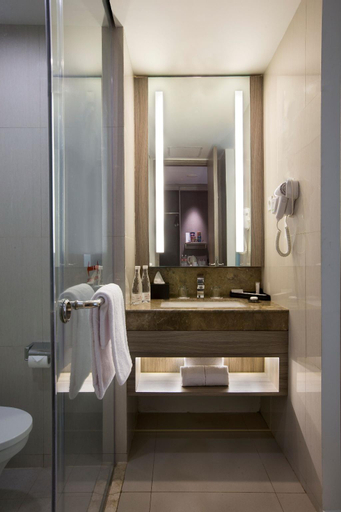 Bathroom 5