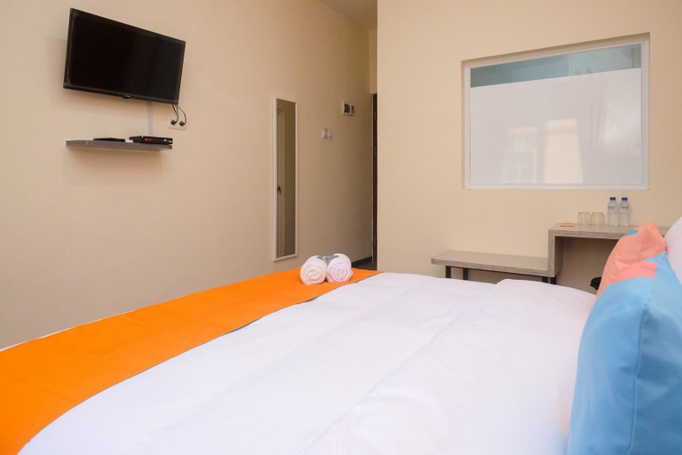 Bedroom 12