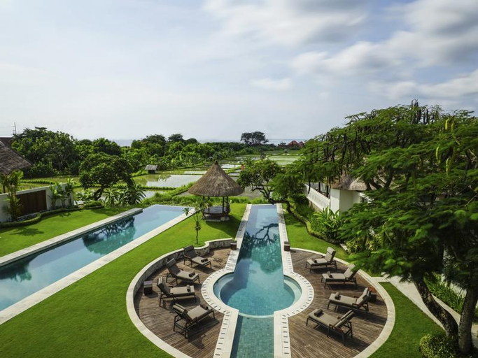 Swimming Pool 26