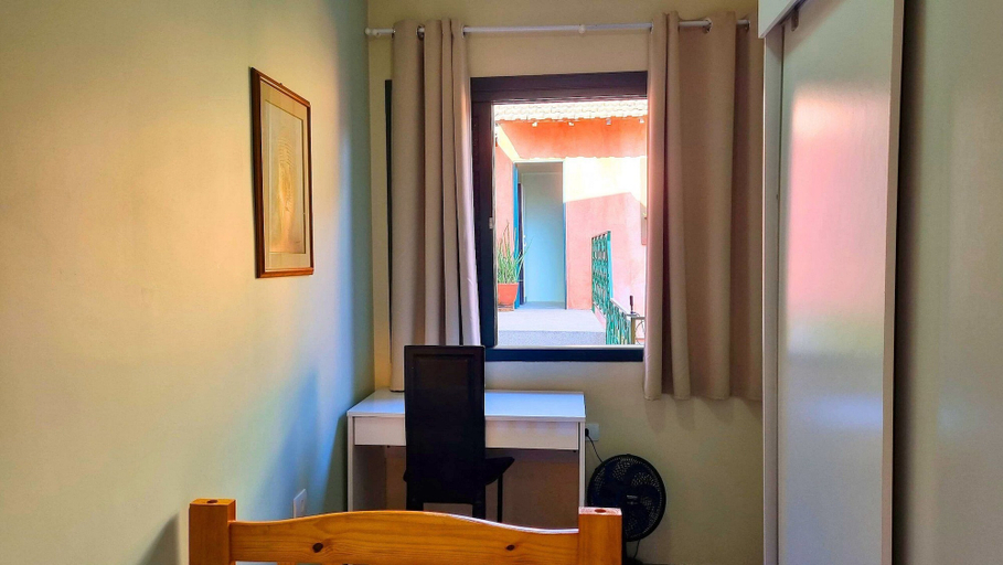 Others 5, Casa Finestra, São Paulo