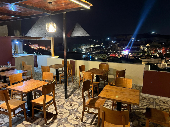 Food & Drinks 5, Cheristo Pyramids view inn, Unorganized in Al Jizah