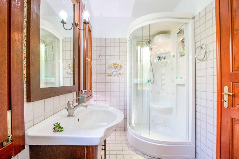 Bathroom, Villa Rachi, Ionian Islands