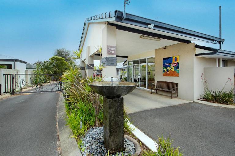 Exterior & Views 2, Busselton Gale Street Motel and Villas, Busselton