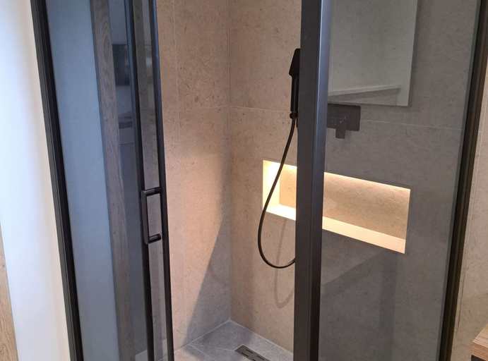 Bathroom 3, Tranquil Holiday Home With Pool, Garden, and Playground in a Peaceful Countryside Setting, Sinj