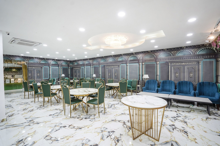 Food & Drinks 3, Fabhotel Noida Business Suites, Gautam Buddha Nagar