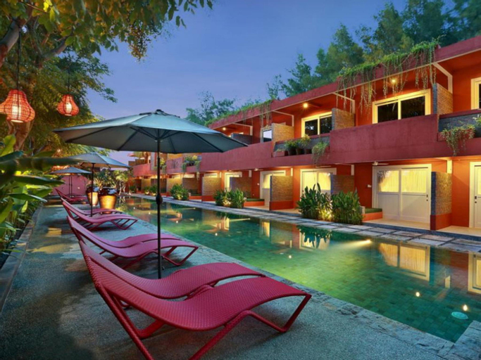 Swimming Pool 1