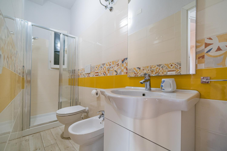 Suite Alarcon, Livorno