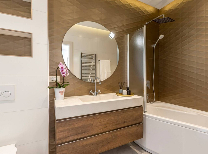 Bathroom 5, Sophisticated Oasis Residence Villa With Pool, Kaštela