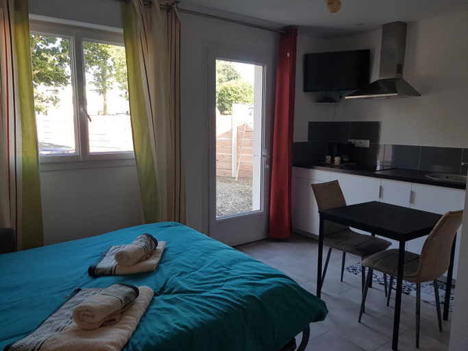 Bedroom 4, la chambre du chemin, Côtes-d'Armor