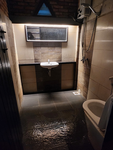 Bathroom 8