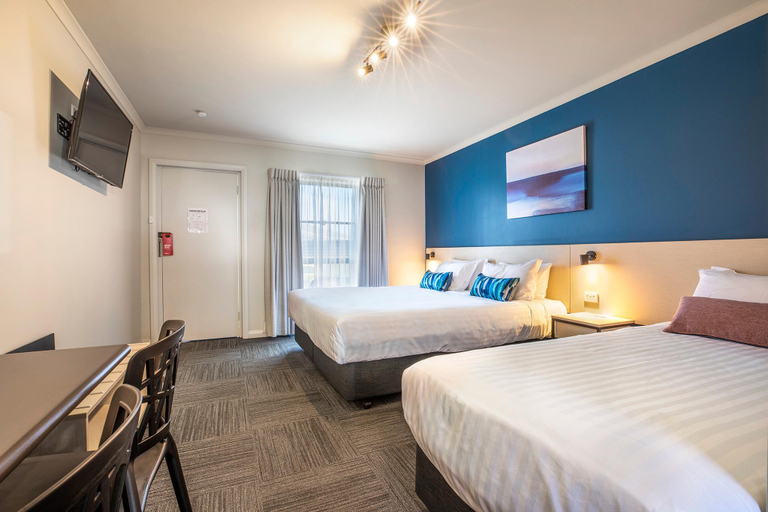 Bedroom 3, Nightcap at Riverside Hotel, West Tamar - Pt A