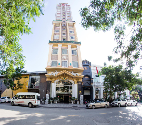 Exterior 12