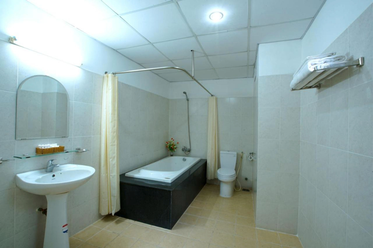 Bathroom 3