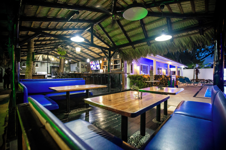Food & Drinks 5, Villa Twelve27, Sosua