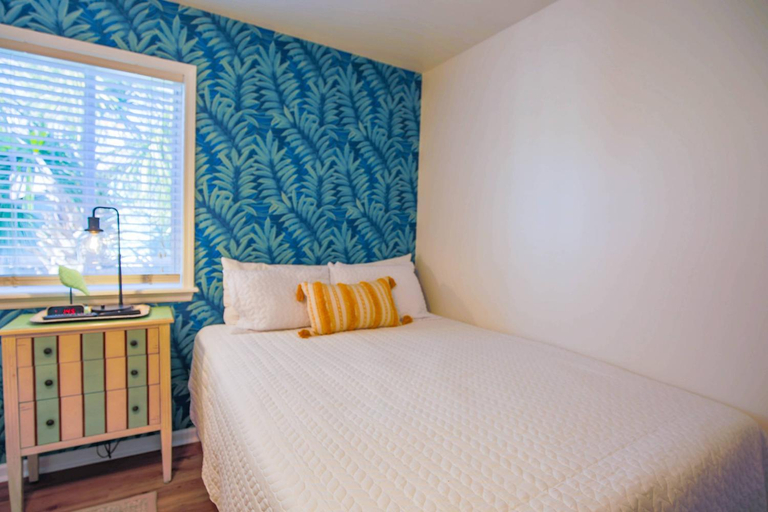 Bedroom 2, Shangri-La, Charleston