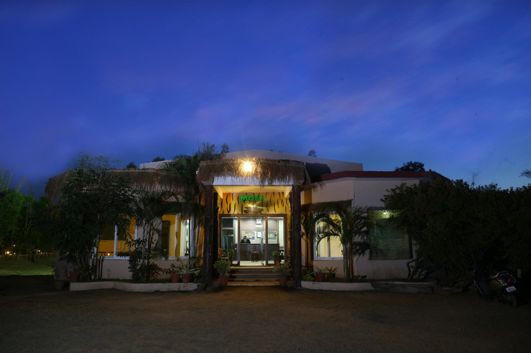 Mogli Resorts Kanha, Mandla